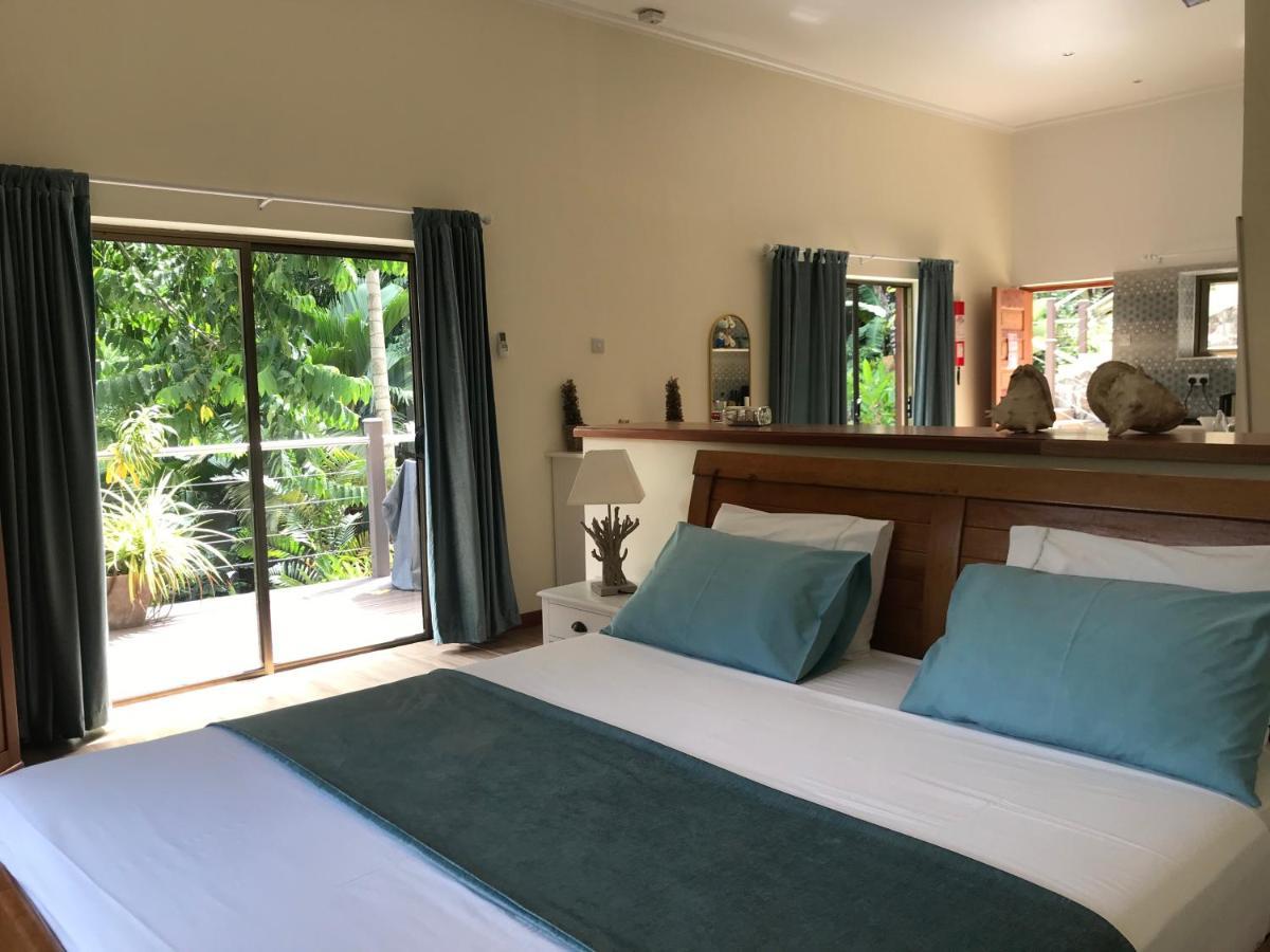 Rock And Palm Lodge Self Catering Appartment Baie Lazare  외부 사진